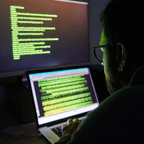 Эксперты заявили о риске кибератак во время работы на «удаленке» - «Интернет»