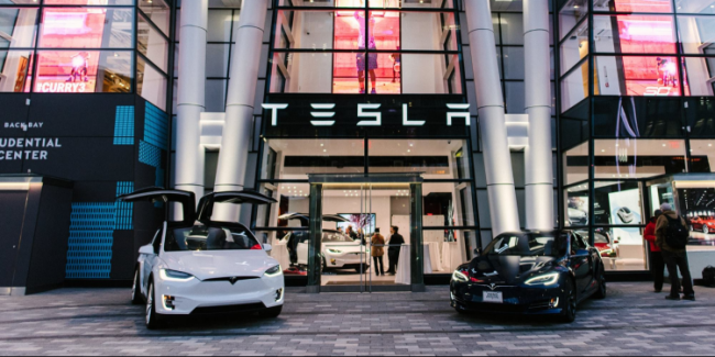 Tesla отправит в неоплачиваемый отпуск большинство сотрудников отделов продаж и доставки - «Новости сети»
