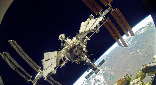 Космические туристы впервые встретят Новый год на МКС - «Новости сети»