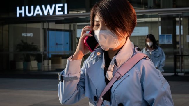 США продлили временную лицензию Huawei и заблокировали ей поставки полупроводников - «Новости сети»