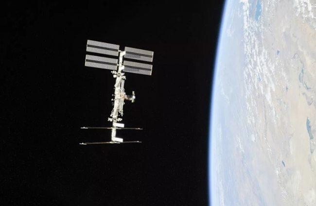 На МКС увеличилась концентрация бензола, но космонавты пока вне опасности - «Новости сети»
