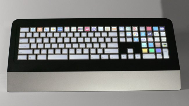 Инновационная клавиатура PKB 5000 использует большой экран для персонализации клавиш - «Новости сети»