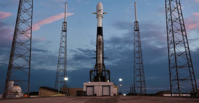 SpaceX успешно запустила ракету Falcon 9 с 58 спутниками связи Starlink - «Новости сети»