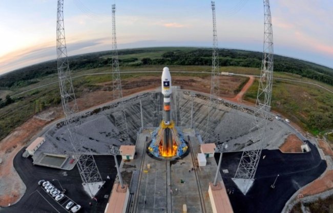 «Роскосмос» и Arianespace обсуждают возможность возобновления пусков ракет «Союз» с космодрома Куру - «Новости сети»