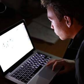 Школьников заподозрили в DDOS-атаках на образовательные ресурсы - «Интернет»