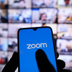 Глава Минсвязи рассказал о работе над российским аналогом Zoom - «Интернет»