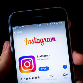 Instagram уличили в слежке за пользователями - «Интернет»