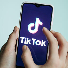 TikTok заблокировал в России ролики о приеме лекарства от аллергии - «Интернет»