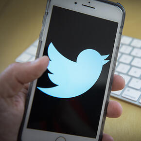 В России предложили ужесточить требования к зарубежным соцсетям после инцидента с Twitter - «Интернет»