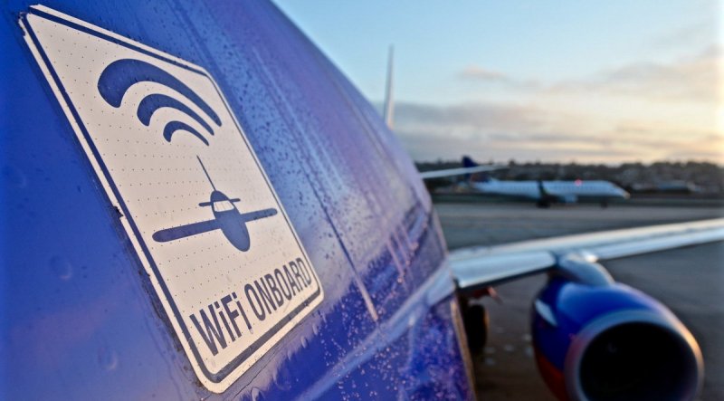 В устройствах, которые раздают Wi-Fi в самолетах, обнаружили уязвимости - «Новости»