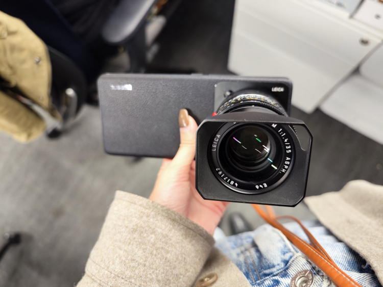 Xiaomi показала концепт-версию 12S Ultra с поддержкой съёмных объективов от камер Leica - «Новости сети»