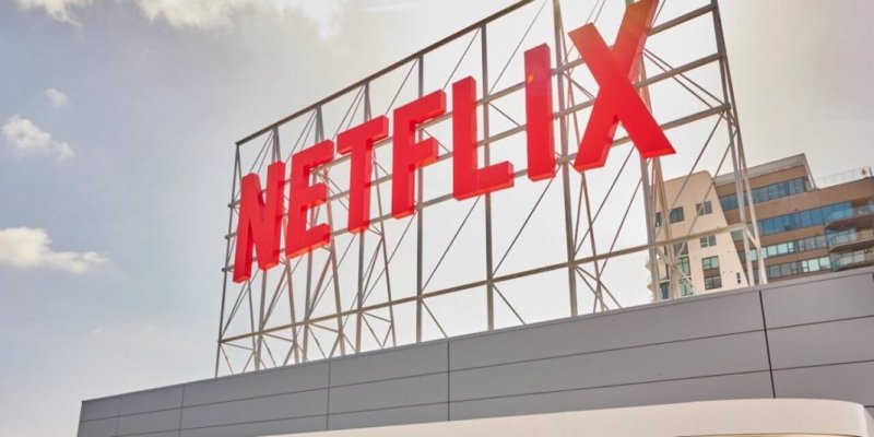 Netflix улучшил условия платного тарифа с рекламой - «Новости»