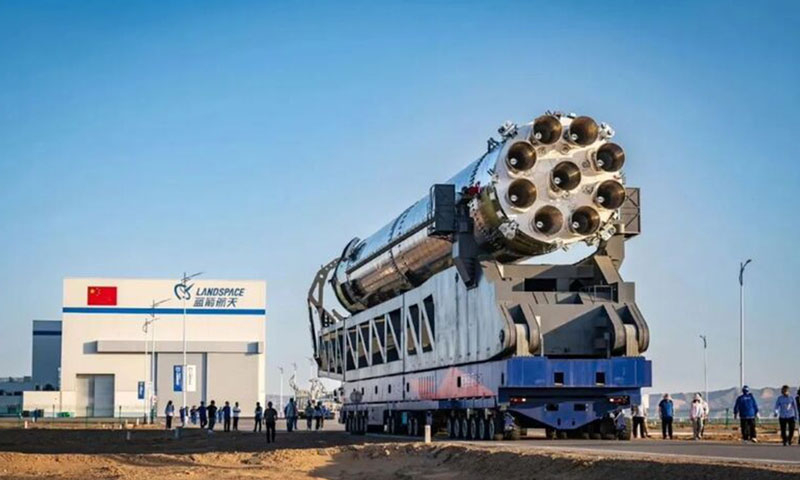В Китае прошли первые огневые испытания стального аналога SpaceX Falcon 9 - «Новости сети»