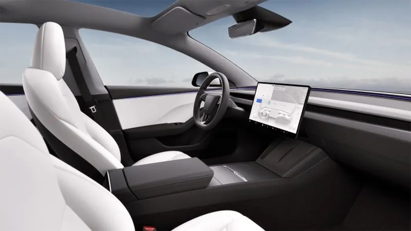 Роботакси Tesla впервые попало в ДТП — пострадала припаркованная Toyota - «Новости сети»