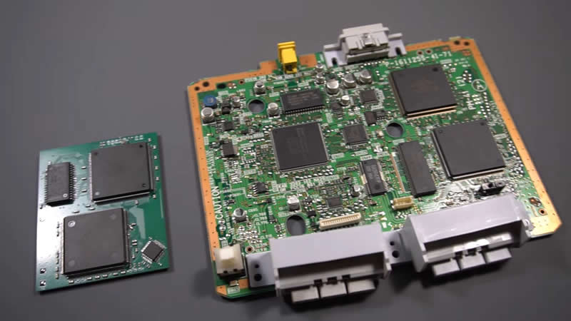 Моддер создал самую маленькую PlayStation 1 в мире — на настоящих чипах Sony - «Новости сети»